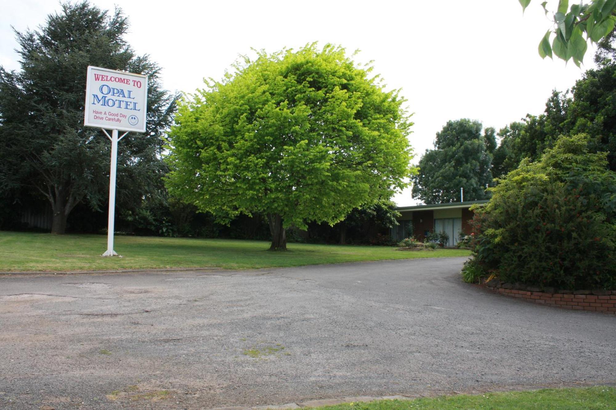Leongatha Opal Motel מראה חיצוני תמונה