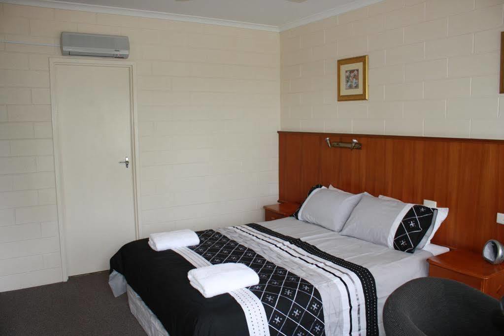 Leongatha Opal Motel מראה חיצוני תמונה